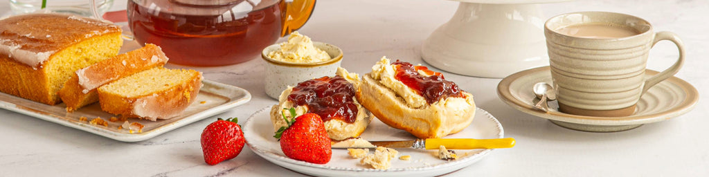 Prosecco afternoon tea hamper with sweet scones - delivered UK wide