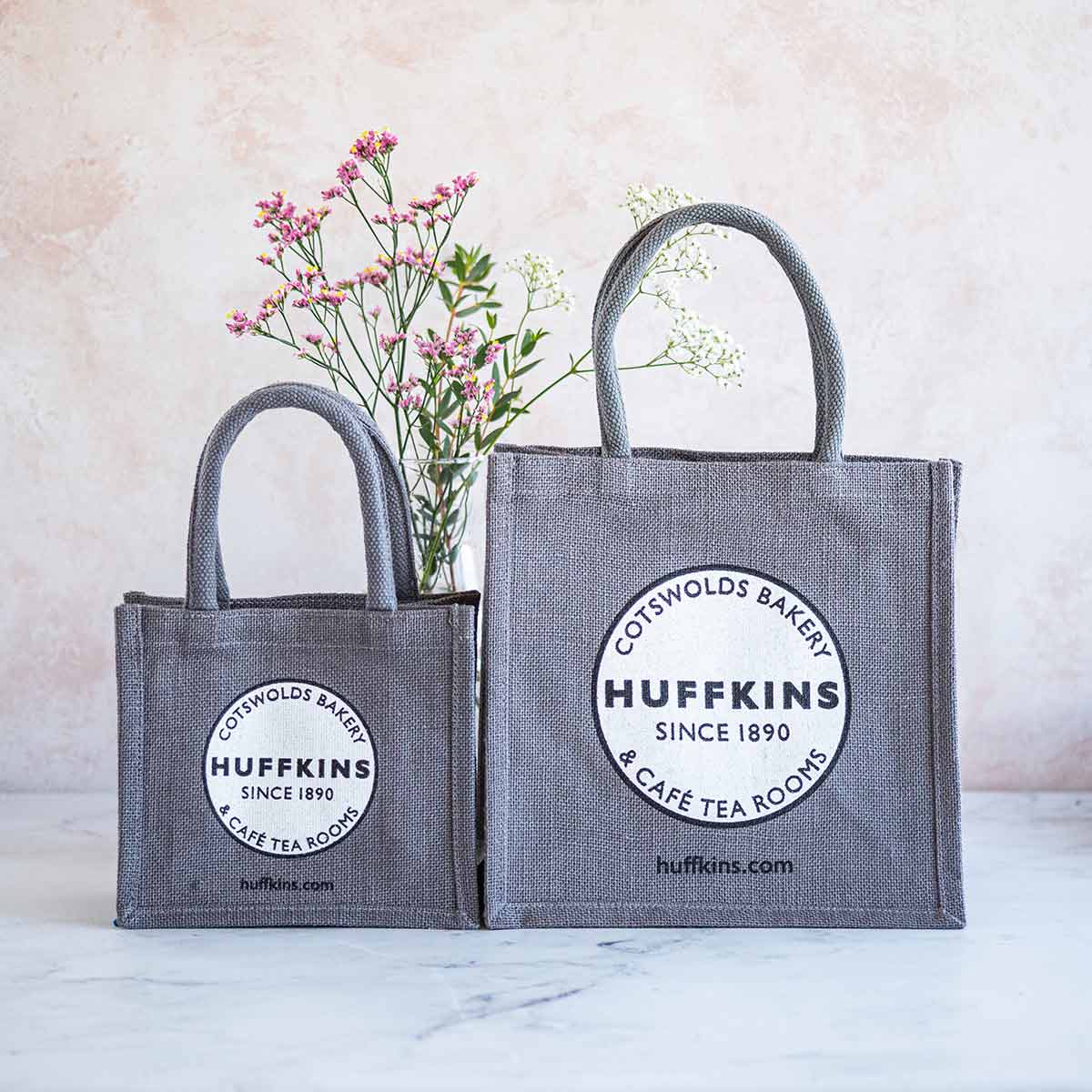 【HUFFKINS】Eco Jute Large ショッピングバック HUFFKINS】Eco Jute Extra Large ショッピングバック White and