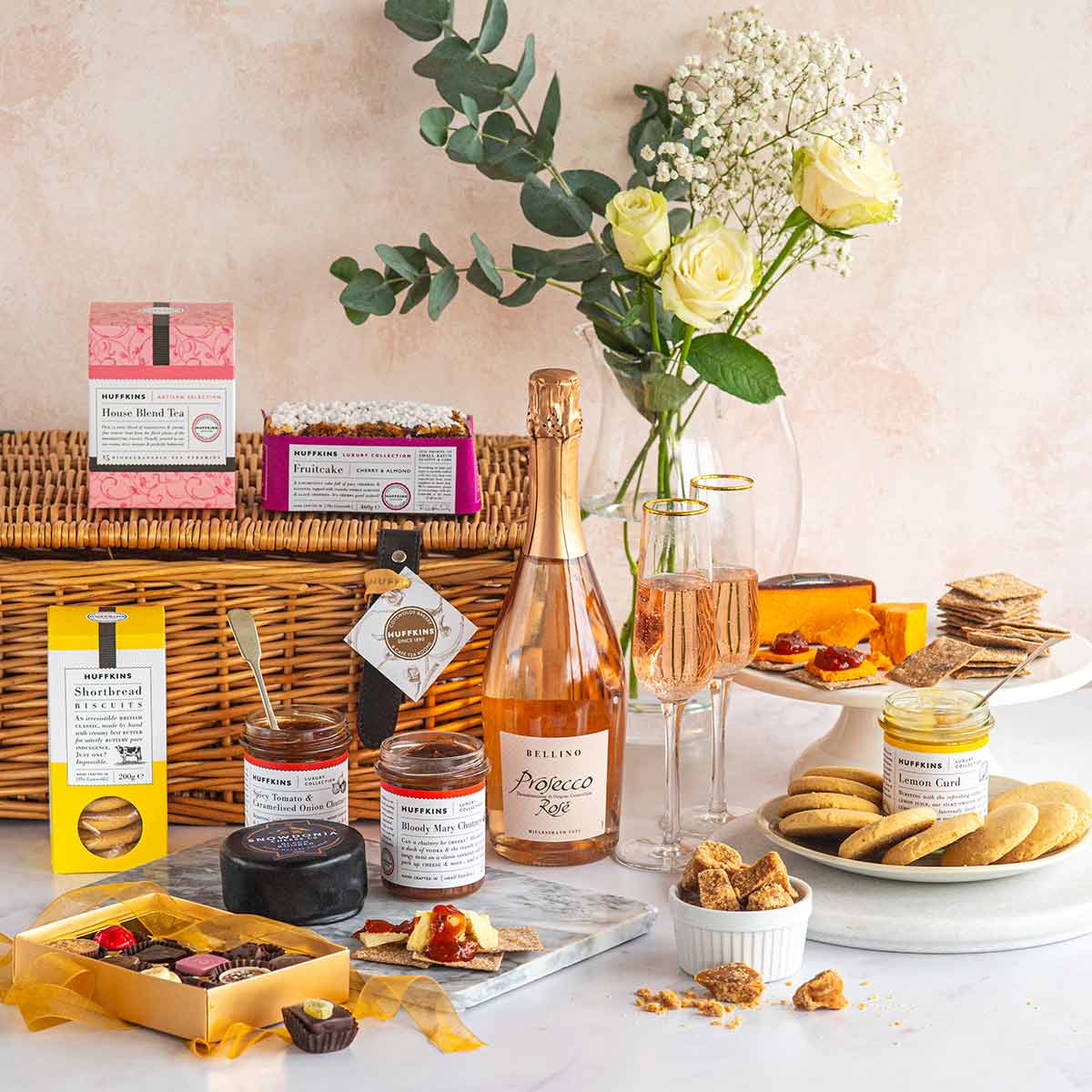 Snowshill Foodie Hamper