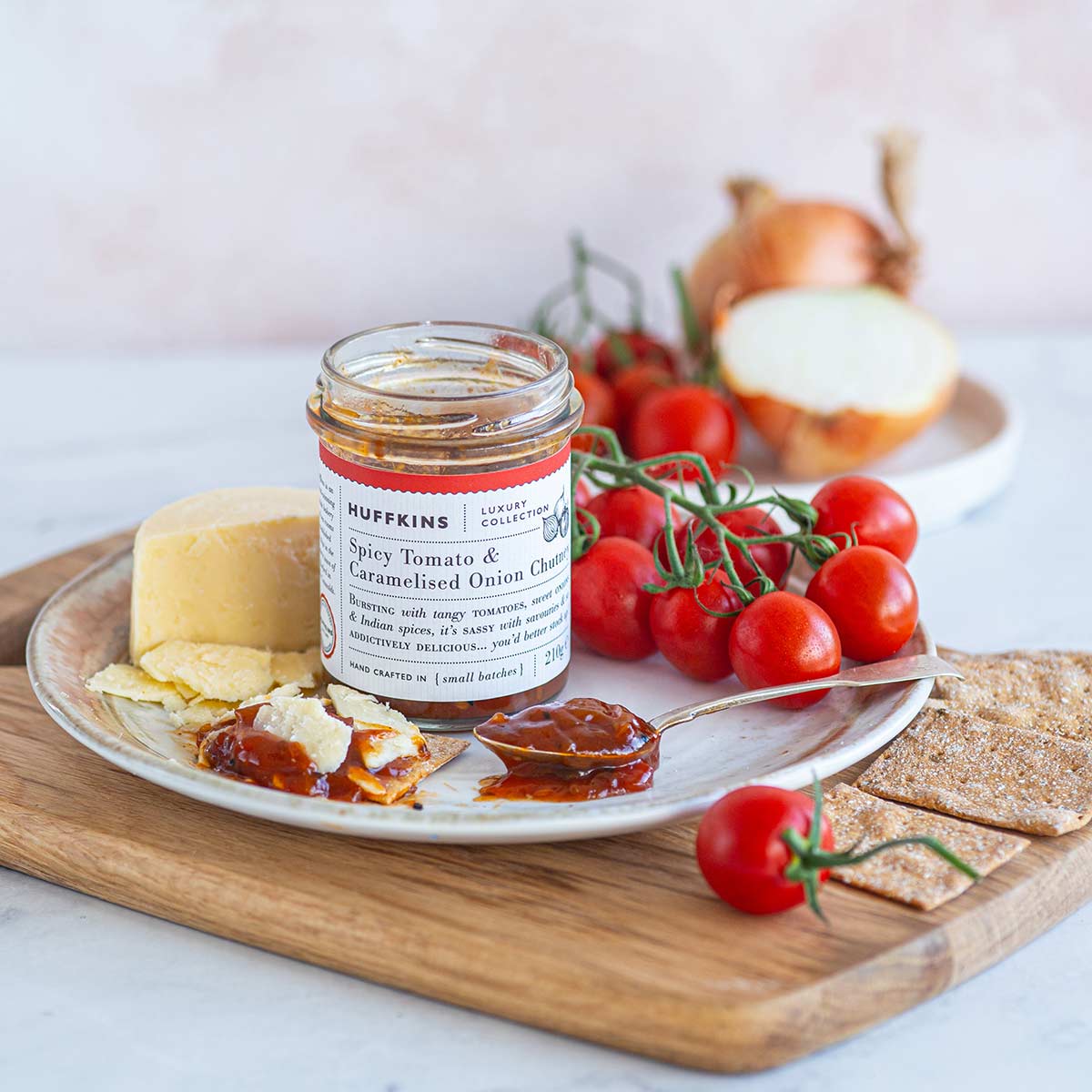 Spicy Tomato & Caramelised Onion Chutney