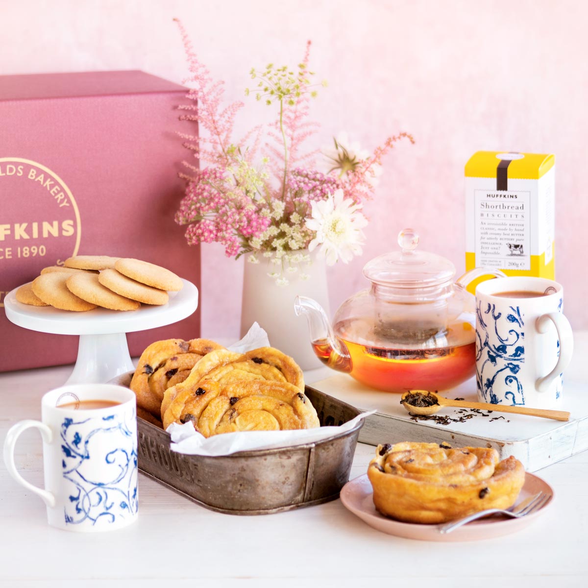Lardy Cake & Tea Hamper for Two UK Delivery & Huffkins Bakery
